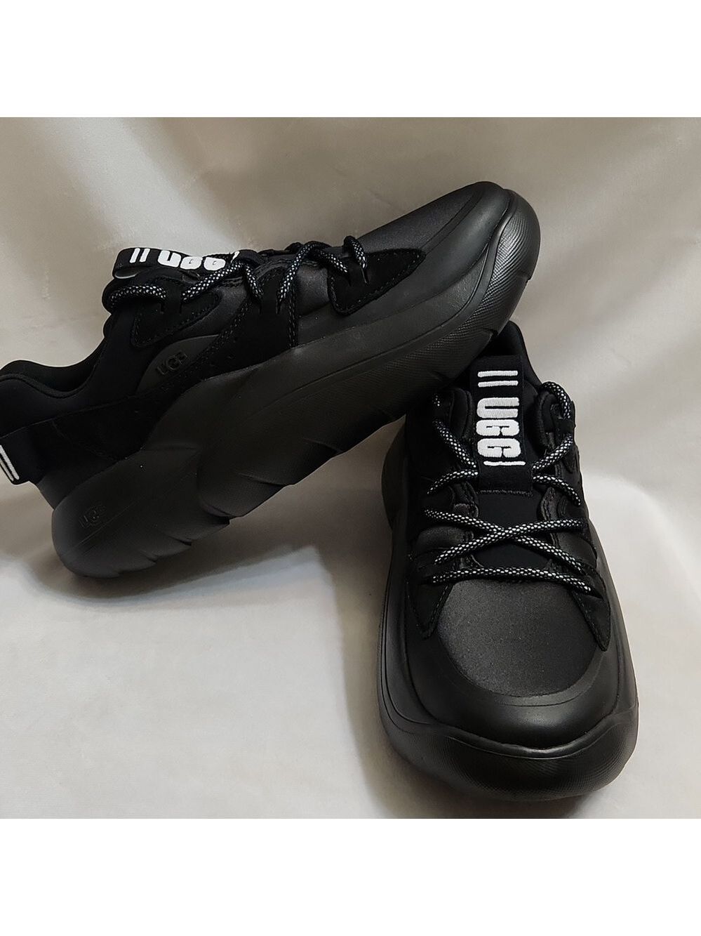 UGG LA Alto Lace Black White Chunky Sole Sneakers (W Size 11)